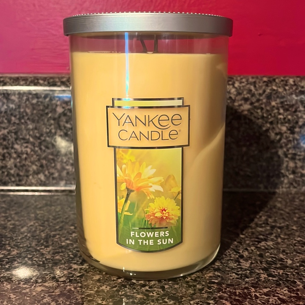 Yankee Candle - Flowers in the Sun